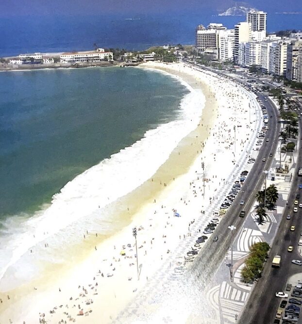 Paseo marítimo de Copacabana con sus mosaicos ondulados