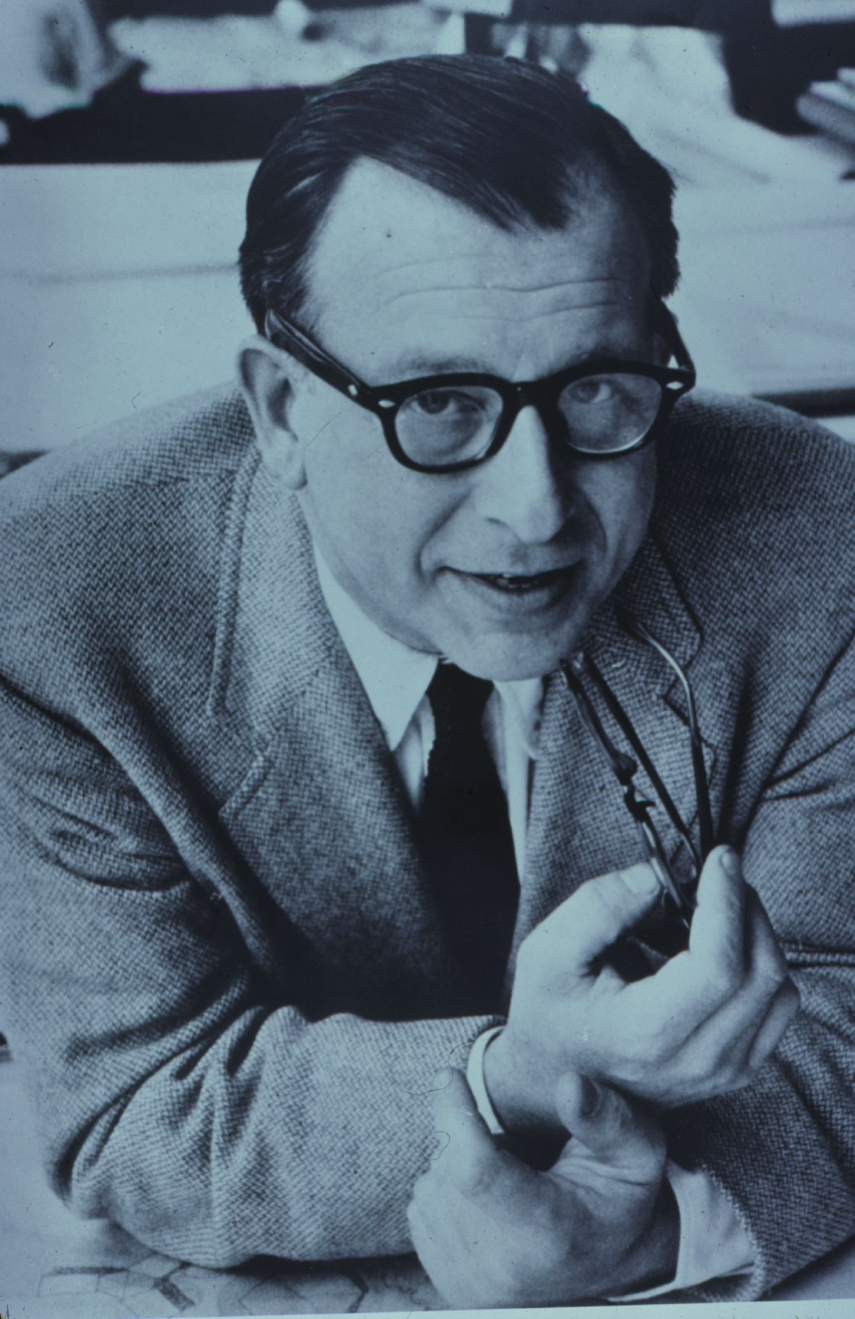 Retrato fotográfico de Eero Saarinen